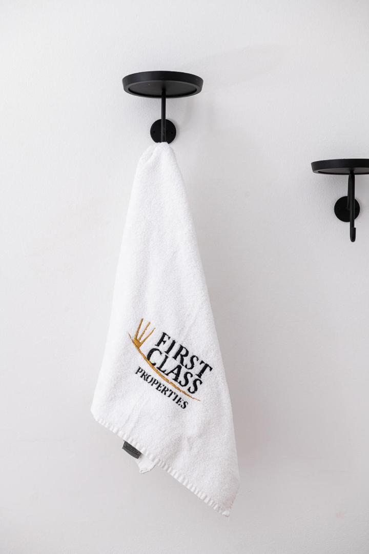 Glyfada First Class Apartment