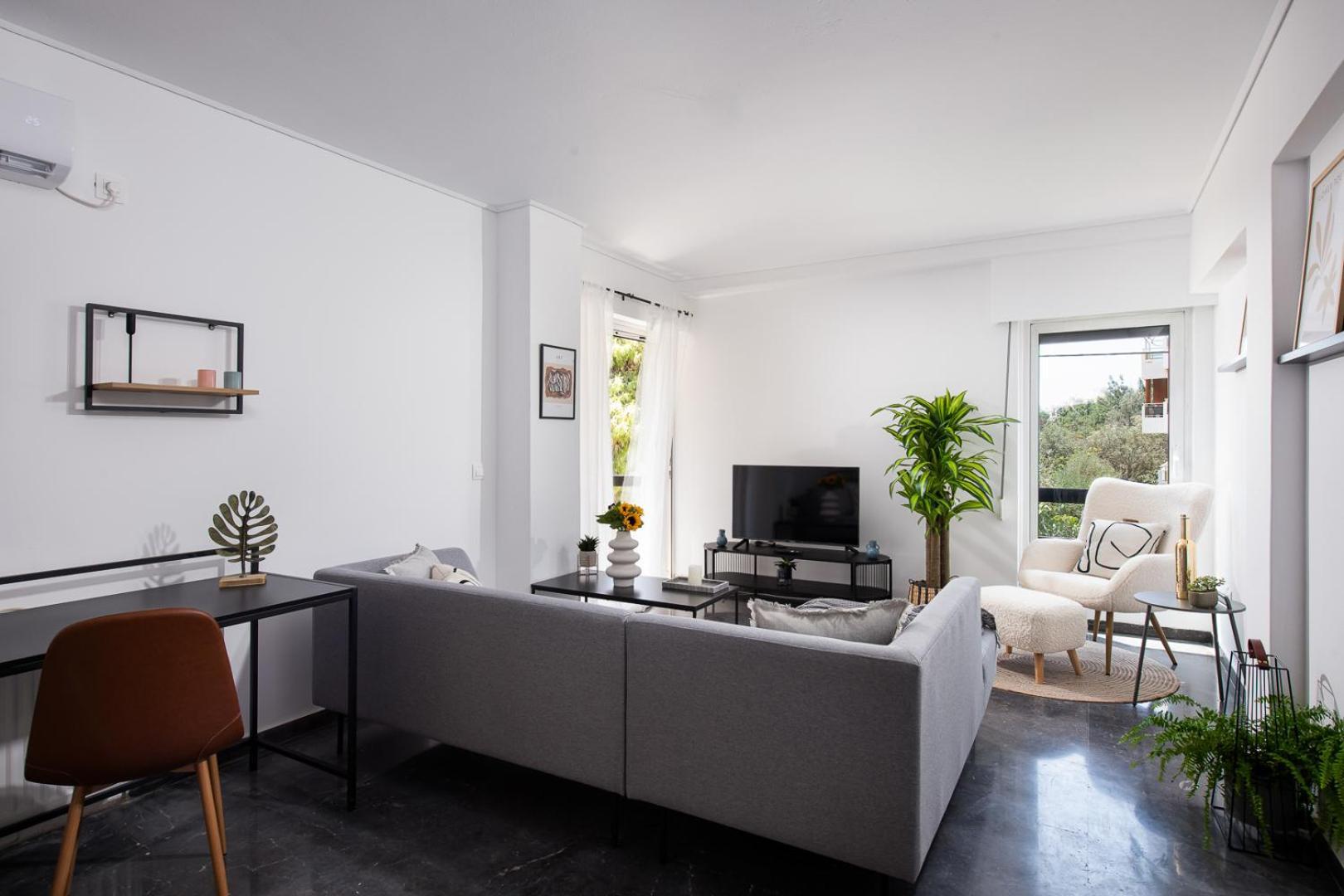 Glyfada First Class Apartment Athens